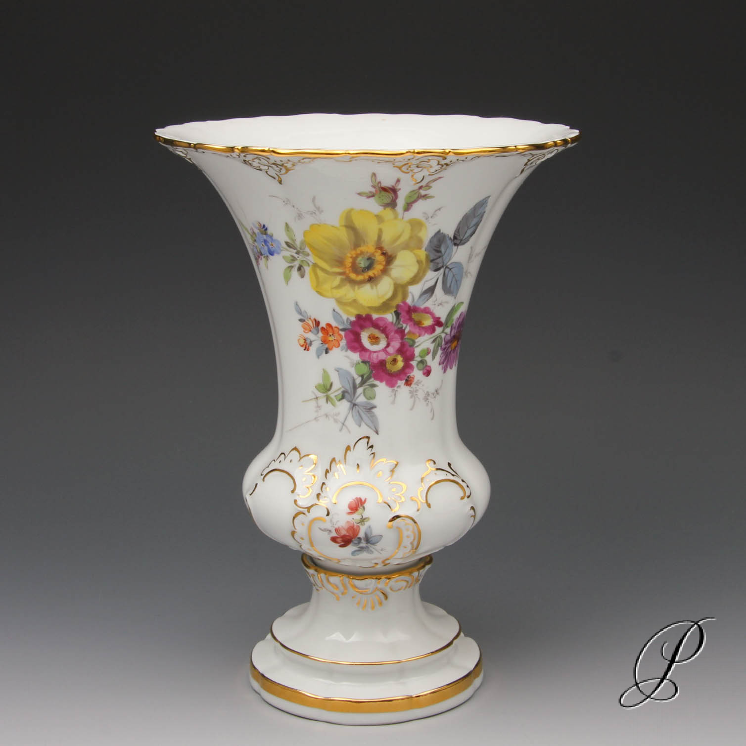 große Vase Meissen mit Blumenbukett Porzellan & Porcelain