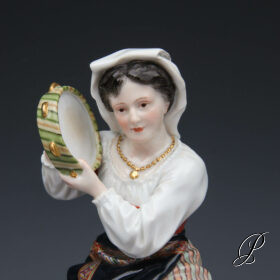 sehr seltene Figur Meissen 1.Wahl um 1890 Jhd. - Italienerin mit Tamburin