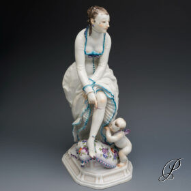 große Figur Meissen um 1924 Jhd. Dame mit Amor von Paul Scheurich