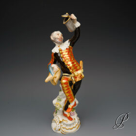 große Meissen Harlekin Komödiantenfigur
