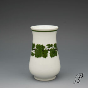 Vase Meissen im Dekor Weinlaub Pfeiferzeit um 1924 Jhd.