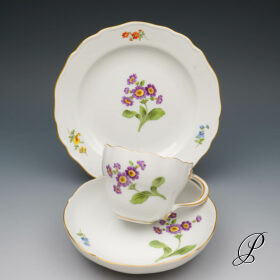 3 tlg. Kaffeegedeck Meissen im Dekor Blume1