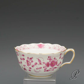Teetasse Meissen 1.Wahl im Dekor reiche Indische Malerei purpur