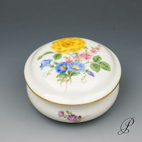 Schmuckdose Meissen 1.Wahl im Dekor Blume3