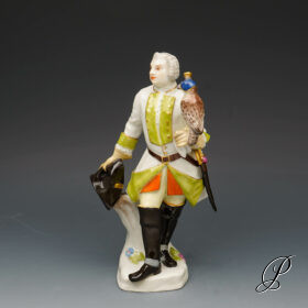 sehr seltene Jagdfigur Meissen "Falkner"