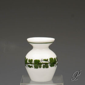 kleine Vase Meissen im Dekor Weinlaub