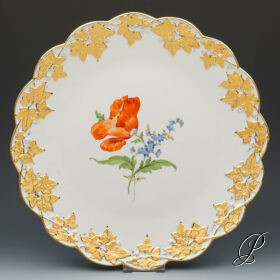 großer Prunkteller Meissen mit Blumenmalerei