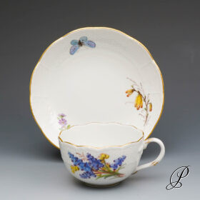 Mokkagedeck Meissen 1.Wahl naturalistische Blumenmalerei