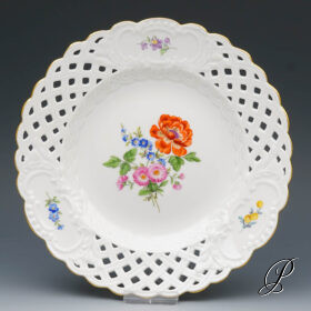 Durchbruchteller Meissen im Dekor Blume3