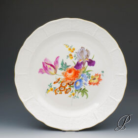 Traumhafte große Schale Meissen mit großen Blumenbukett