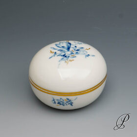 Dose / Schmuckdose Meissen 1.Wahl blaue Blume mit Goldgräsern