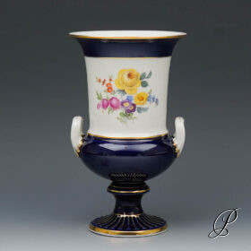 Vase Meissen 1.Wahl Blumenbukett mit Kobaltblau