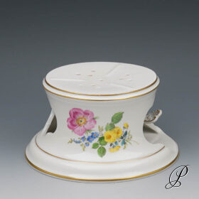 Stövchen mit Teelichthalter Meissen 1.Wahl Blume3