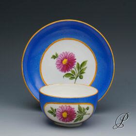 Antiquität aus Meissen 1774-1815 Sammelgedeck mit Blumenmalerei
