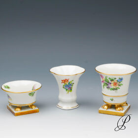 3 Vasen Herend mit Blumenmalerei