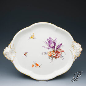 Tablett KPM Berlin mit naturalistischer Blumenmalerei