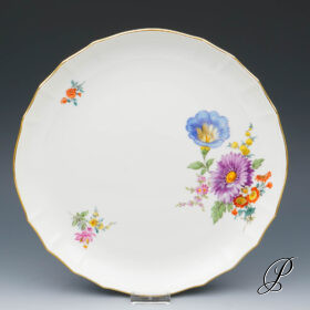 Kuchenschale Meissen mit Blumenbukett