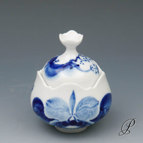 Zuckerdose Meissen blaue Orchidee auf Ast von Prof. Heinz Werner