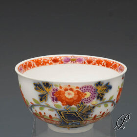 Koppchen Meissen Antiquität um 1725 Jhd. mit Tischchenmuster