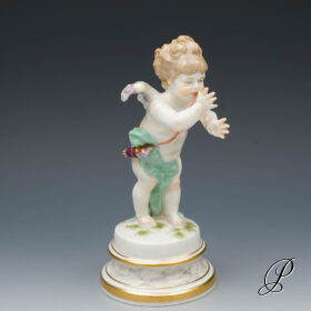 Figur Meissen L-Serie - Amor eine lange Nase drehend -