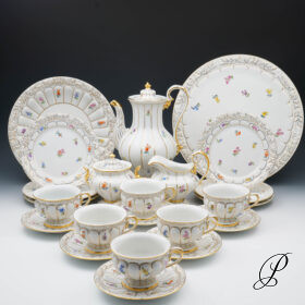 Prunk Kaffeeservice Meissen X-Form mit Streublümchen