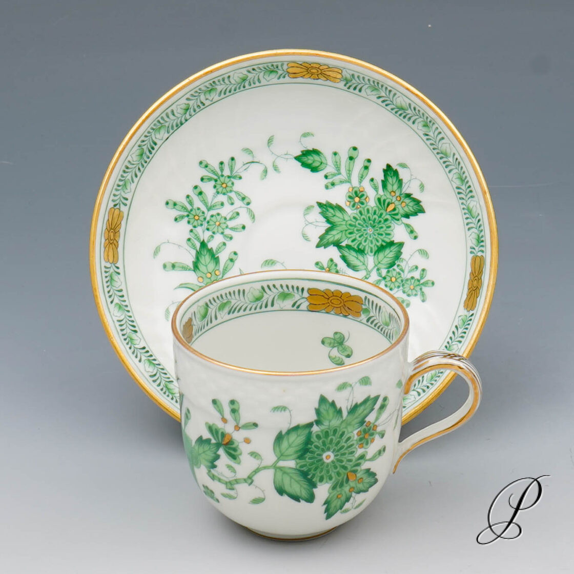 Mokkagedeck Herend im Dekor Fleurs des Indes