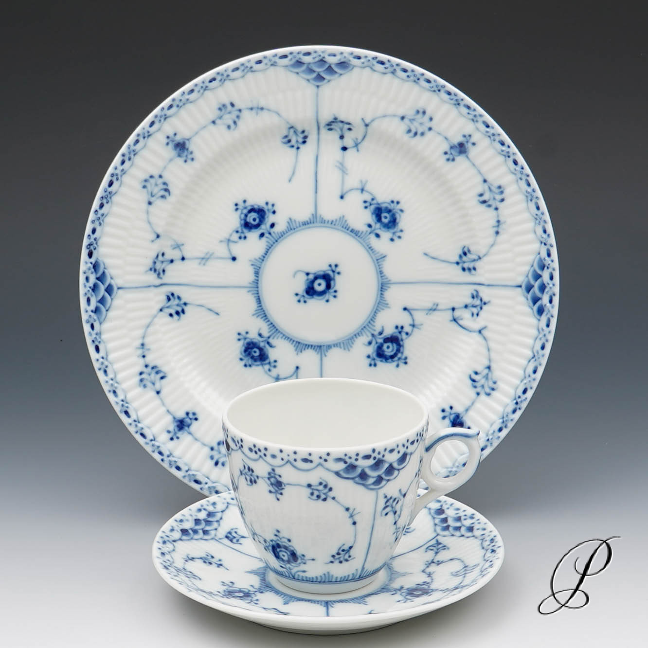 Kaffeegedeck Royal Copenhagen Musselmalet Halbspitz