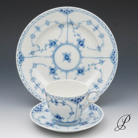 Kaffeegedeck Royal Copenhagen Musselmalet Halbspitz