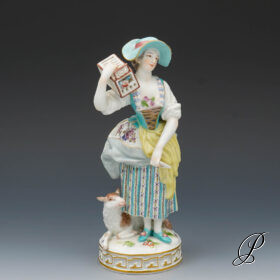 Figur Meissen Schäferin mit Lamm und Vogelbauer