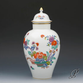 Deckelvase Meissen 1.Wahl mit Indischer Blumenmalerei