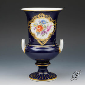 Henkelvase Meissen 1.Wahl Kobaltblau mit Blumenbukett