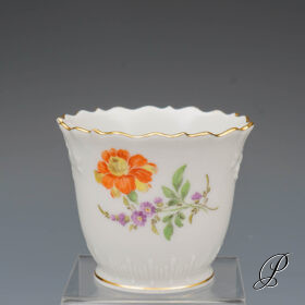kleiner Blumentopf Meissen mit Blumenmalerei