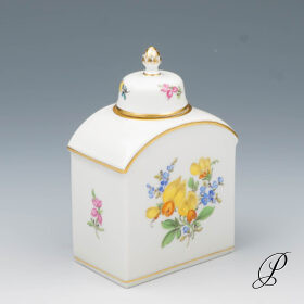 Teedose Meissen 1.Wahl im Dekor Blume2