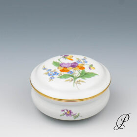 Schmuckdose Meissen im Dekor Blume2