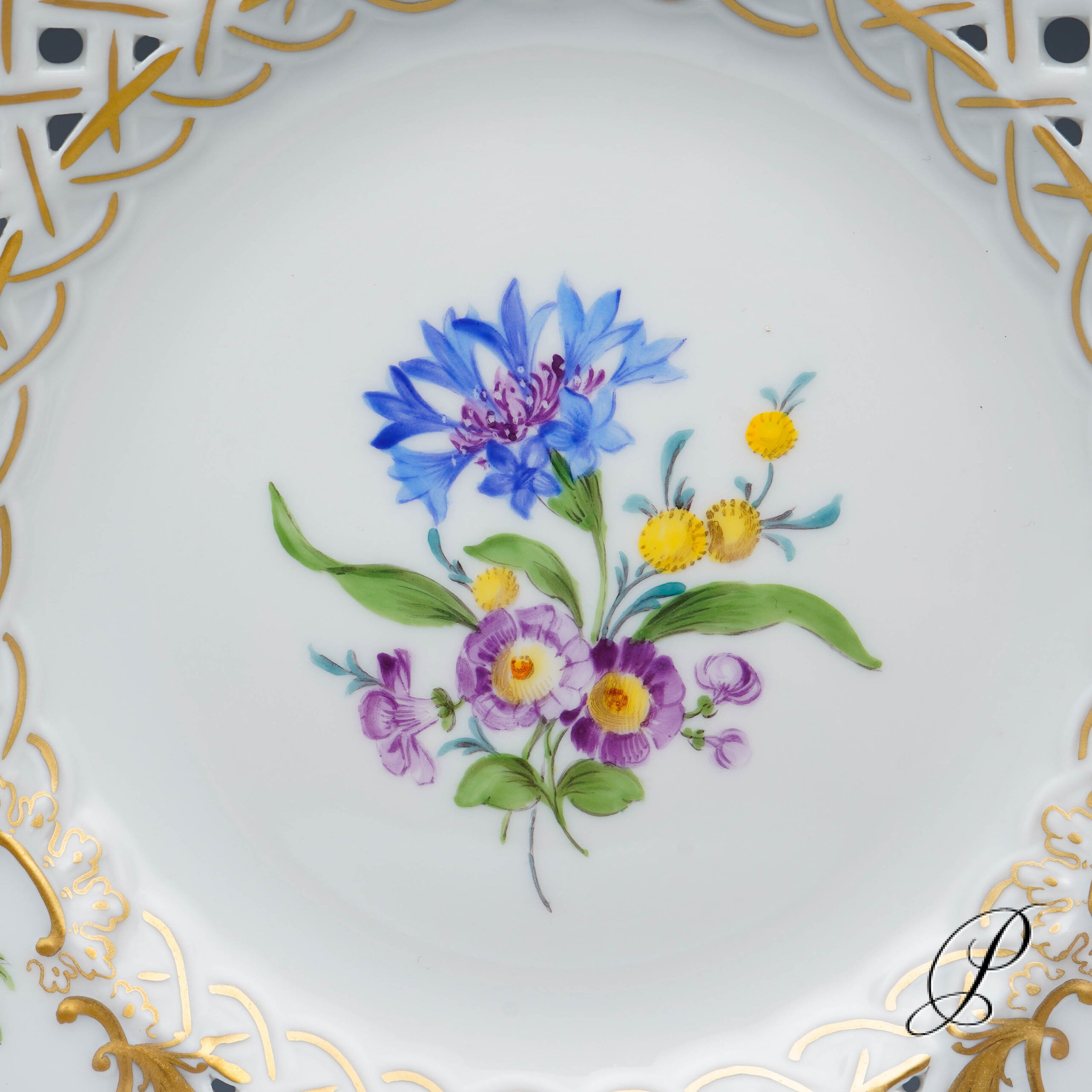 Durchbruchteller Meissen 1.Wahl Blume3 – Bild 3