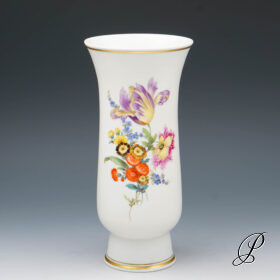 tolle Vase Meissen 1.Wahl mit großem Blumenbukett