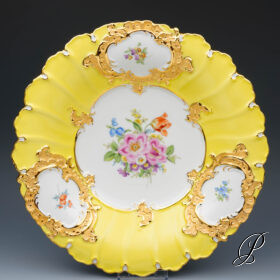 großer Prunkteller Meissen 1.Wahl gelber Fond mit Blumenbukett