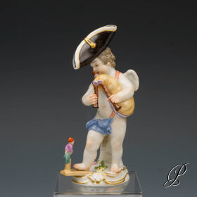 verkleidete Amorette Meissen 1.Wahl