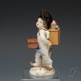 verkleidete Amorette Meissen 1.Wahl