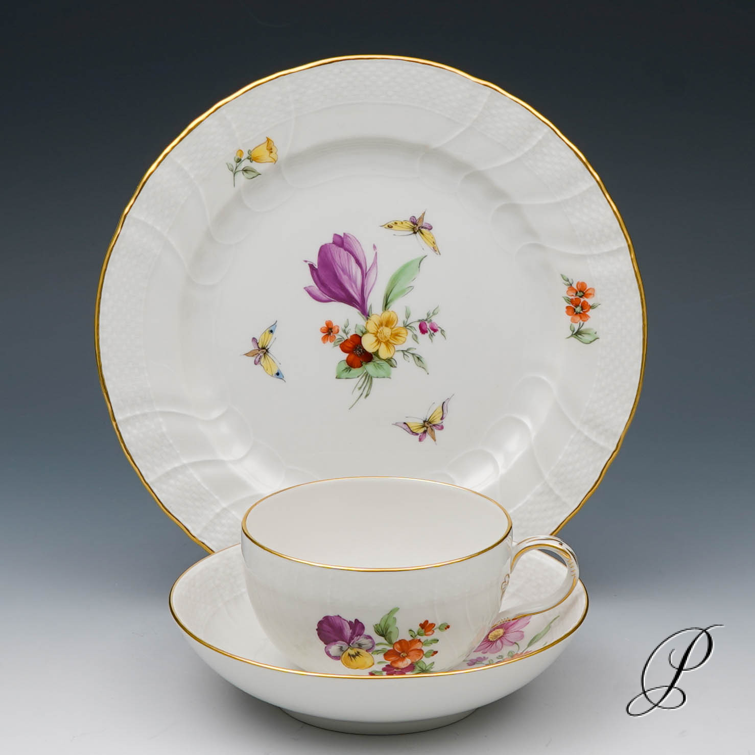 Teeservice KPM Berlin mit Blumenmalerei und Schmetterlingen – Bild 15