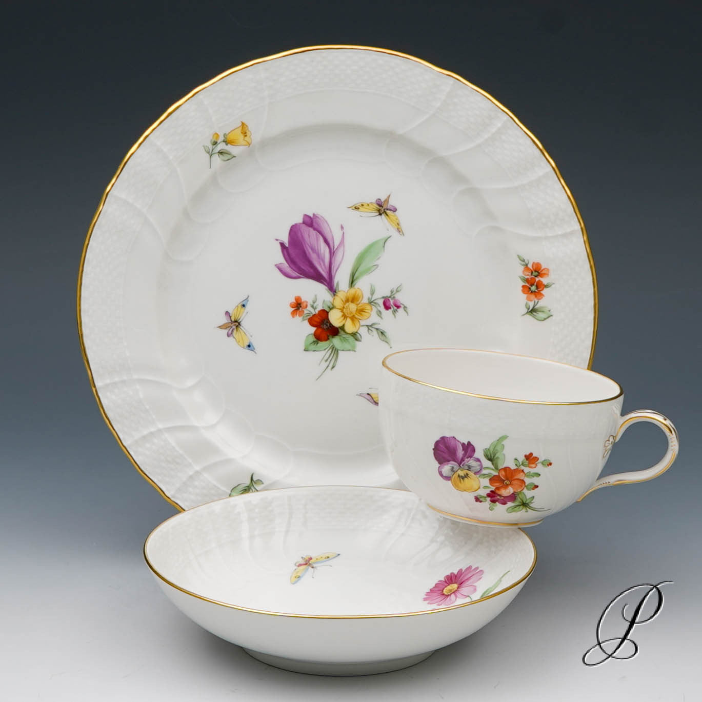 Teeservice KPM Berlin mit Blumenmalerei und Schmetterlingen – Bild 16