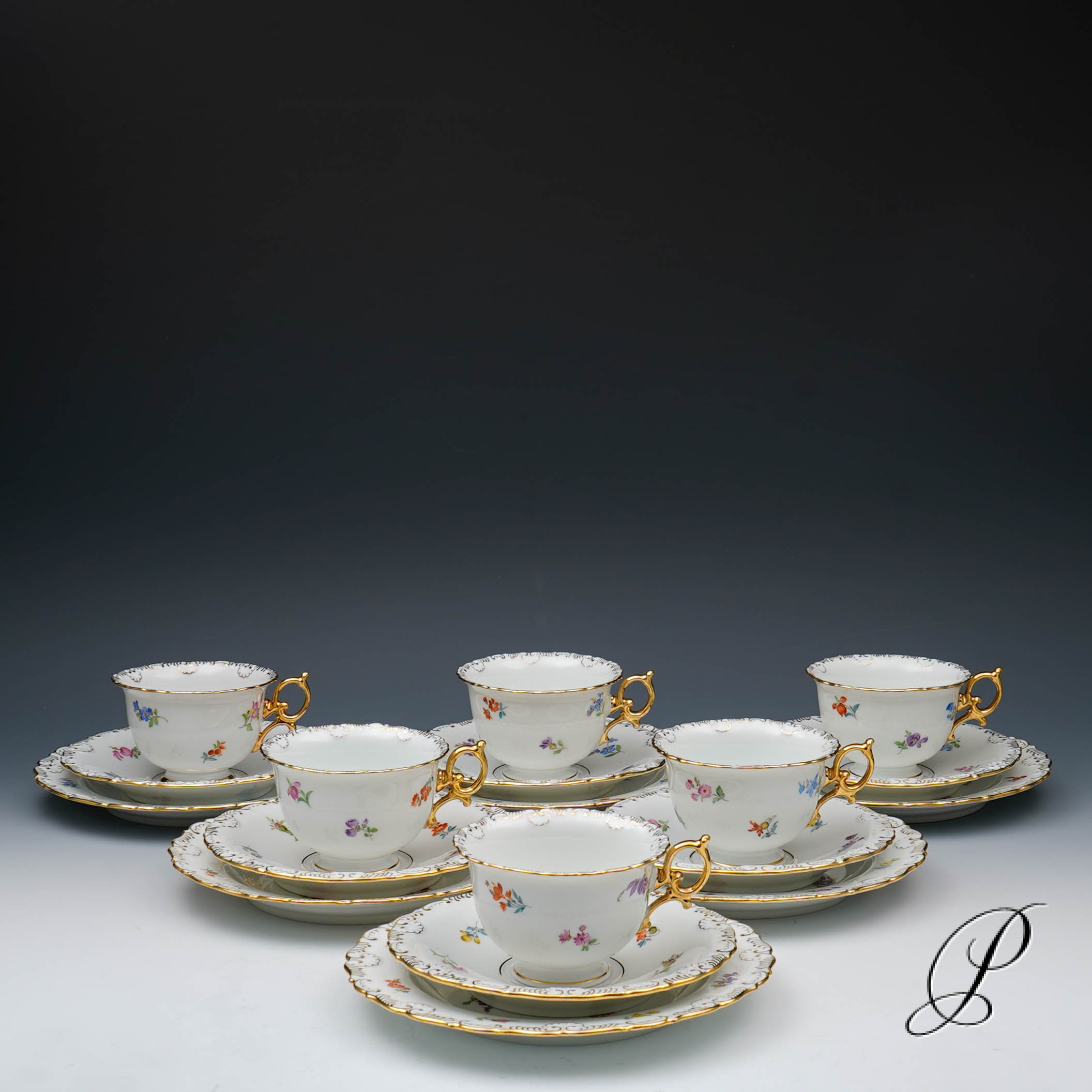 6 Kaffeegedecke Meissen 1.Wahl im Dekor Streublume – Bild 3