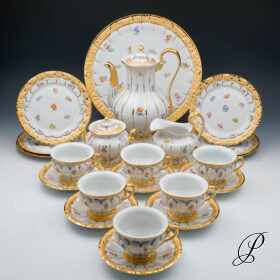 Prunk Kaffeeservice Meissen X-Form mit Streublümchen