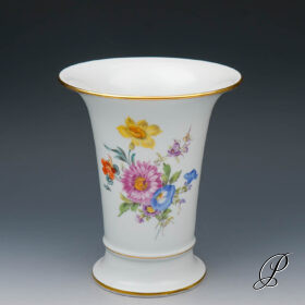 große Vase Meissen 1.Wahl mit Blumenbukett NP# 920 ,- EUR