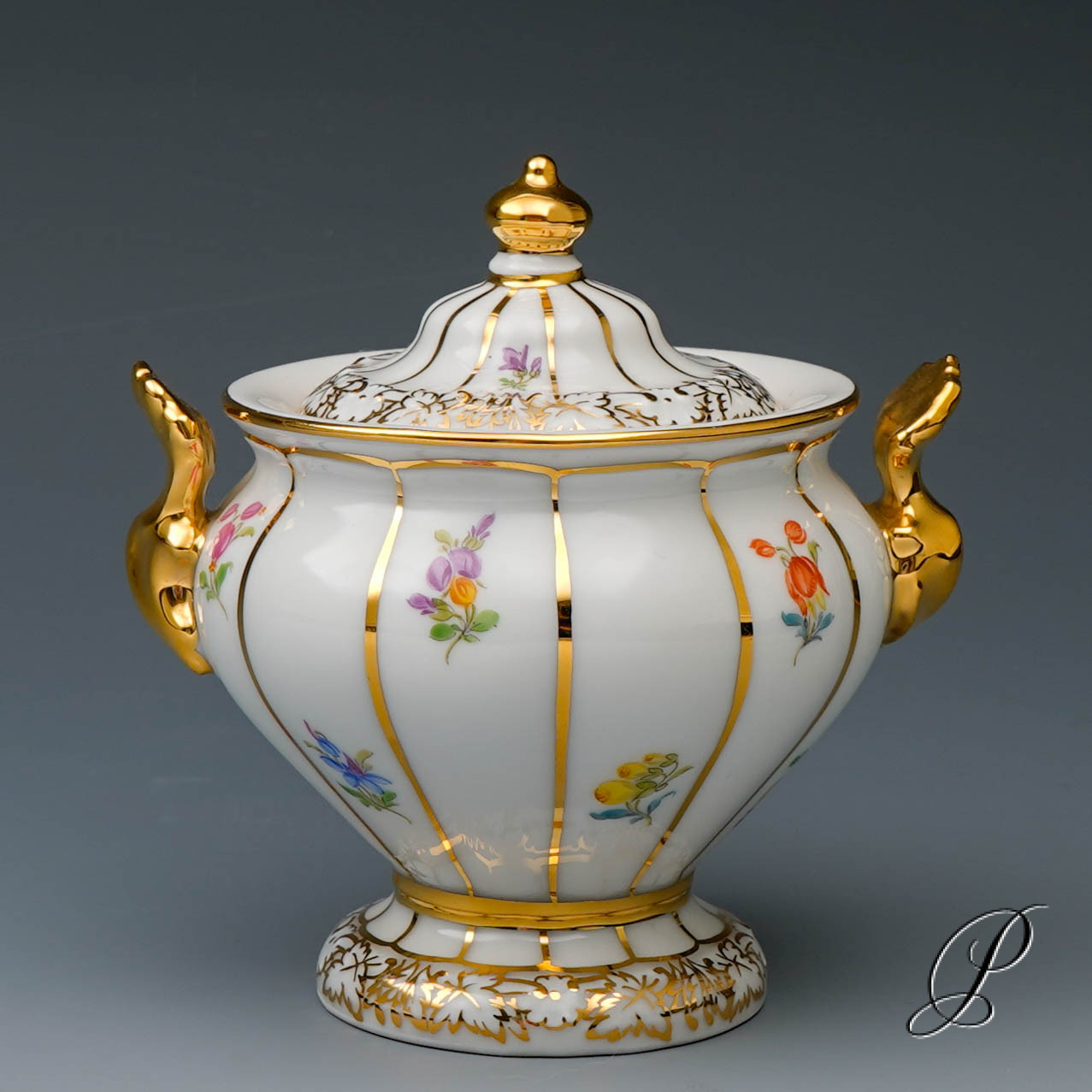 Zuckerdose Meissen 1.Wahl X-Form