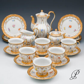 Prunk Mokkaservice Meissen 1.Wahl X-Form mit Streublümchen