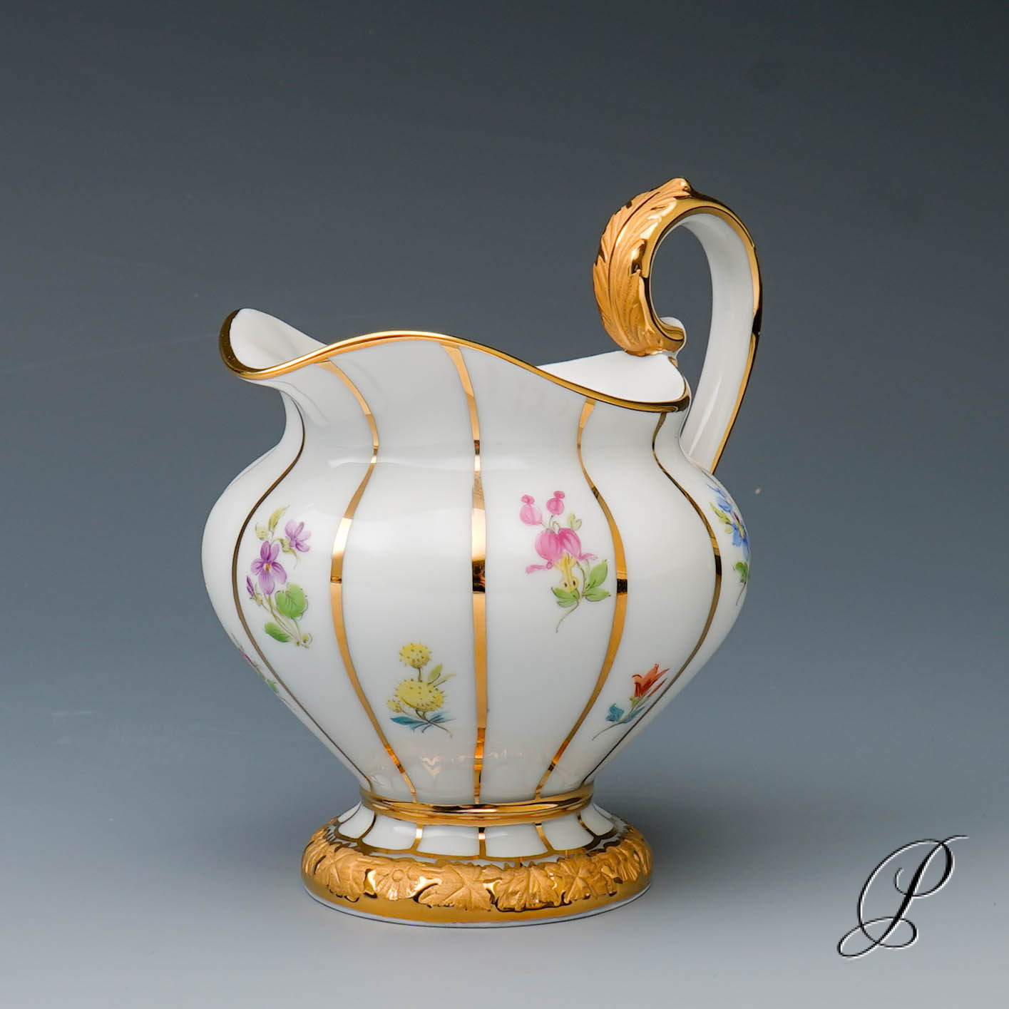 Prunk Mokkaservice Meissen 1.Wahl X-Form mit Streublümchen – Bild 8