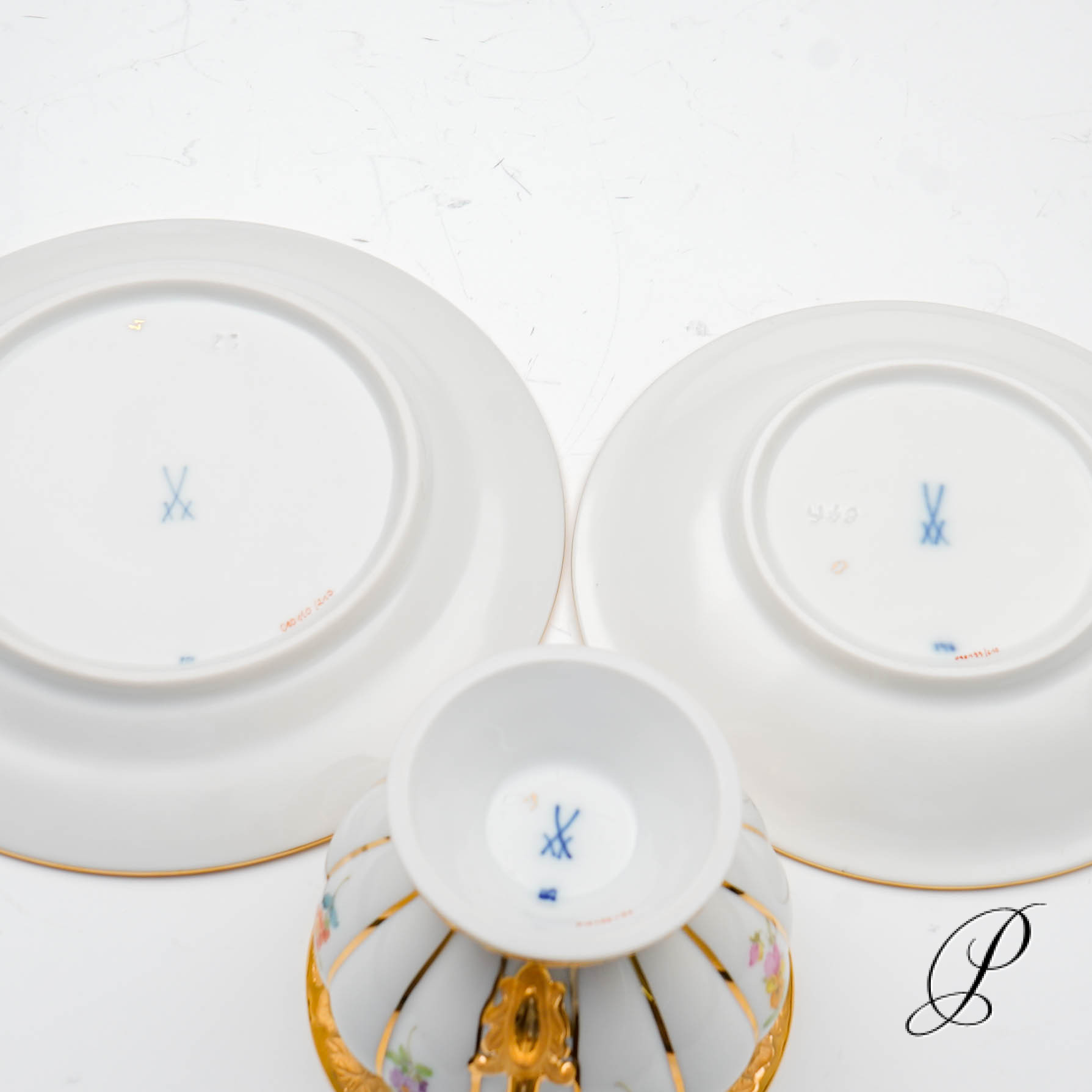 Prunk Mokkaservice Meissen 1.Wahl X-Form mit Streublümchen – Bild 30