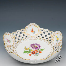 Durchbruchschale Meissen 1.Wahl im Dekor Blume3 NP# 1450,- EUR