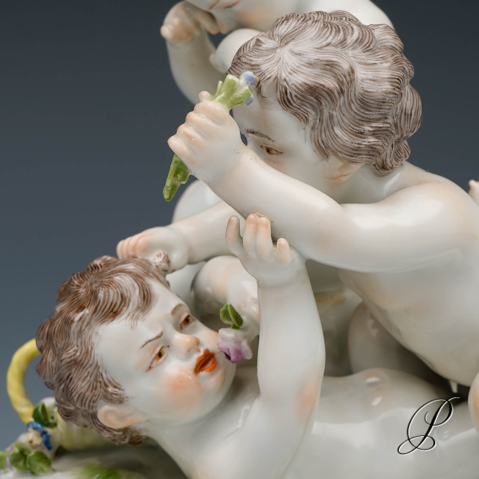 Figurengruppe Meissen "drei balgende Kinder" – Bild 3